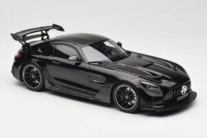 Mercedes AMG GT C190 Black Series Jet Black Metallic Minichamps 1:18 155032024 Metal - imagem 4 de 6
