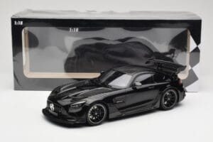 Mercedes AMG GT C190 Black Series Jet Black Metallic Minichamps 1:18 155032024 Metal - imagem 6 de 6