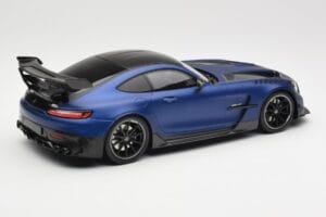 Mercedes AMG GT C190 Black Series Spectral Blue Magno Minichamps 1:18 155032021 Metal - imagem 2 de 6