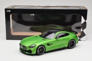 Mercedes AMG GT R C190 Verde Mate Minichamps 1:18 155036020 Metal - imagem 6 de 6