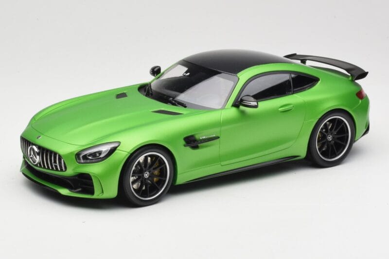 Mercedes AMG GT R C190 Verde Mate Minichamps 1:18 155036020 Metal