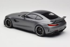 Mercedes AMG GT R C190 Cinzento Mate Metálico Minichamps 1:18 155036026 Metal - imagem 5 de 6