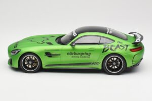 Mercedes AMG GT R C190 Ringtaxi Minichamps 1:18 155036091 Metal - imagem 3 de 6