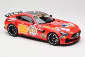 Mercedes AMG GT R C190 Ouro Rosé Minichamps 1:18 155036024 Metal - imagem 4 de 6