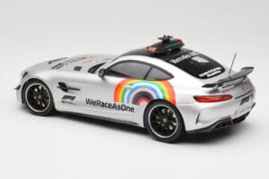 Mercedes AMG GT R C190 Safety Car F1 2020 Minichamps 1:18 155036092 Metal - imagem 5 de 6