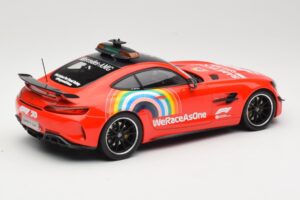 Mercedes AMG GT R C190 Safety Car F1 Mugello GP 2020 Minichamps 1:18 155036094 Metal - imagem 2 de 6