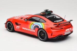 Mercedes AMG GT R C190 Safety Car F1 Mugello GP 2020 Minichamps 1:18 155036094 Metal - imagem 5 de 6