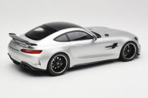 Mercedes AMG GT R C190 Prata Minichamps 1:18 155036025 Metal - imagem 2 de 6
