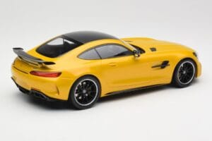 Mercedes AMG GT R C190 Amarelo Minichamps 1:18 155036021 Metal - imagem 2 de 6