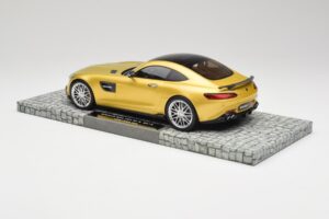 Mercedes Brabus AMG GT S C190 600 Desert Dourado Minichamps 1:18 107032522 Metal - imagem 5 de 6