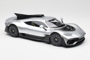 Mercedes AMG One Hightech Prata NZG 1:18 B66961043 Metal - imagem 6 de 8