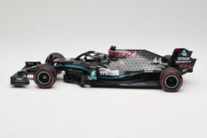 Mercedes AMG Petronas W11 #44 L. Hamilton Winner Tuscan GP 2020 Minichamps 1:18 110200944 Metal - imagem 3 de 6