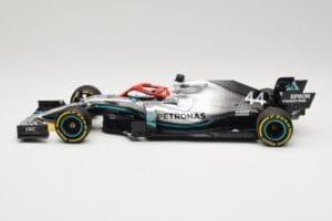 Mercedes AMG Petronas Motorsport W10 #44 L. Hamilton Winner Monaco GP 2019 Minichamps 1:18 110190644 Metal - imagem 3 de 6