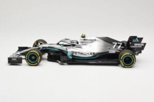 Mercedes AMG Petronas W10 #77 V. Bottas F1 2019 Minichamps 1:18 110190077 Metal - imagem 3 de 6