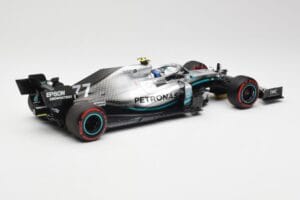 Mercedes AMG Petronas W10 #77 V. Bottas British GP 2019 Minichamps 1:18 110191077 Metal - imagem 2 de 6
