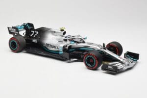 Mercedes AMG Petronas W10 #77 V. Bottas British GP 2019 Minichamps 1:18 110191077 Metal - imagem 4 de 6