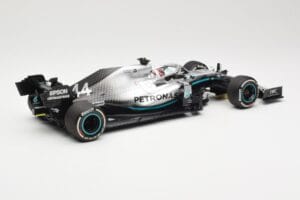 Mercedes AMG Petronas W10 EQ Power+ #44 L. Hamilton USA GP F1 World Champion 2019 Minichamps 1:18 110191844 Metal - imagem 3 de 7