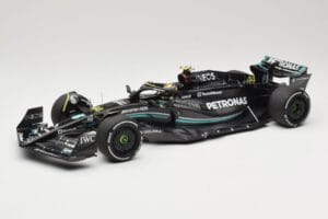 Mercedes AMG Petronas W14 E Performance #44 L. Hamilton Bahrain GP 2023 Minichamps 1:18 110230144 Metal