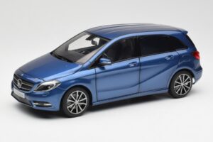 Mercedes B-Class W246 Lotus Azul Metálico Norev 1:18 B66961410 Metal