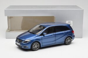 Mercedes B-Class W246 Lotus Azul Metálico Norev 1:18 B66961410 Metal - imagem 8 de 8