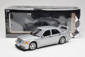 Mercedes 190E W201 2.5-16 EVO 2 Astral Prata Metallic Minichamps 1:18 155036101 Metal - imagem 6 de 6