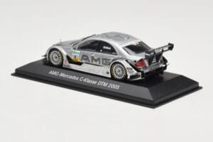 Mercedes C-Class C203 #4 J. Alesi HWA DTM 2005 Minichamps 1:43 B66962230 Metal - imagem 3 de 4