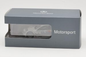 Mercedes C-Class C204 DTM #5 J. Green DTM 2008 Minichamps 1:43 B66962292 Metal - imagem 4 de 4