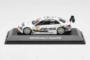 Mercedes C-Class C204 DTM #7 P. di Resta DTM 2010 Minichamps 1:43 B66961413 Metal