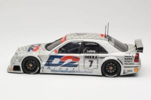 Mercedes C-Class W202 #7 K. Ludwig AMG-Mercedes Team Zakspeed DTM 1994 UT Models 1:18 180943307 Metal - imagem 4 de 8