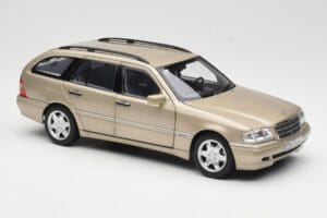 Mercedes C-Class T-Model W202 Smoke Silver Norev 1:18 183388 Metal - imagem 6 de 8