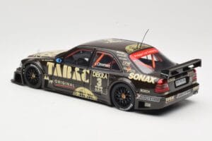 Mercedes C-Class W202 #3 J. van Ommen AMG Mercedes Team DTM 1995 UT Models 1:18 180953303 Metal - imagem 7 de 8