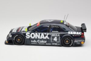 Mercedes C-Class W202 #4 B. Schneider DTM 1994 UT Models 1:18 180943304 Metal - imagem 4 de 8