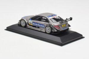 Mercedes C-Class W204 #9 B. Spengler DTM 2009 Minichamps 1:43 400093909 Metal - imagem 3 de 4