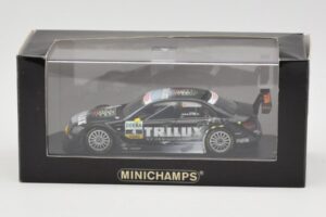 Mercedes C-Class W204 #4 Team AMG Mercedes R. Schumacher DTM 2009 Minichamps 1:43 400093904 Metal - imagem 4 de 4