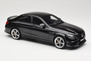 Mercedes C-Class W205 Brabus 650 Preto GT Spirit 1:18 GT132 Resina - imagem 4 de 6