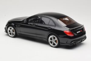 Mercedes C-Class W205 Brabus 650 Preto GT Spirit 1:18 GT132 Resina - imagem 5 de 6