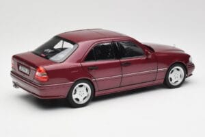Mercedes AMG C36 W202 Almandine Vermelho Norev 1:18 B66040706 Metal - imagem 3 de 8