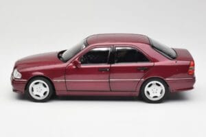 Mercedes AMG C36 W202 Almandine Vermelho Norev 1:18 B66040706 Metal - imagem 4 de 8