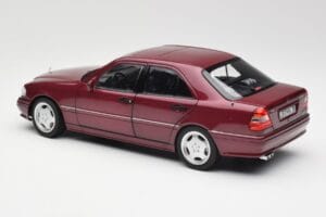 Mercedes AMG C36 W202 Almandine Vermelho Norev 1:18 B66040706 Metal - imagem 7 de 8