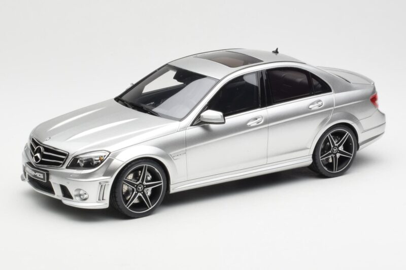 Mercedes C63 AMG W204 Prata GT Spirit 1:18 GT462 Resina