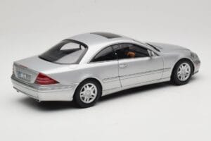 Mercedes CL 500 C215 Prata AUTOart 1:18 B66962152 Metal - imagem 3 de 8