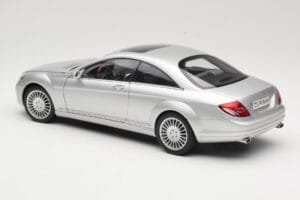 Mercedes CL-Class C216 Prateado AUTOart 1:18 76164 Metal - imagem 7 de 8