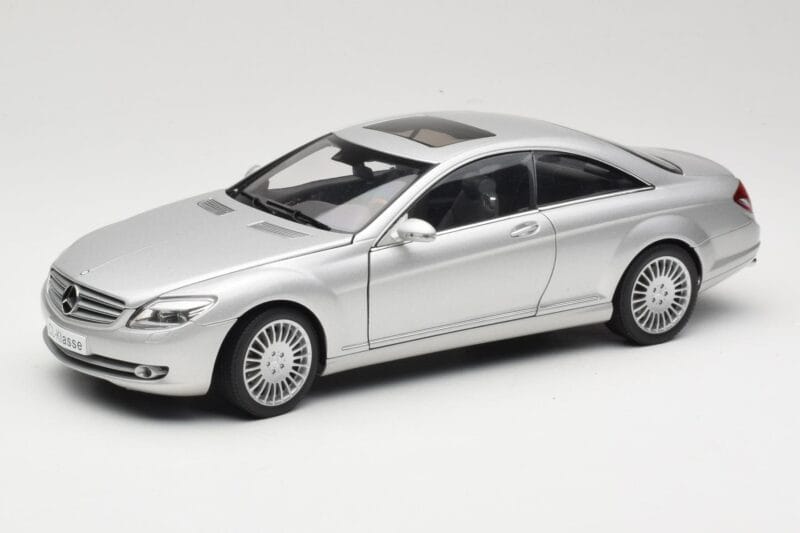 Mercedes CL-Class C216 Prateado AUTOart 1:18 76164 Metal