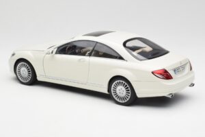Mercedes CL500 C216 Calcit Branco AUTOart 1:18 B66962341 Metal - imagem 7 de 8