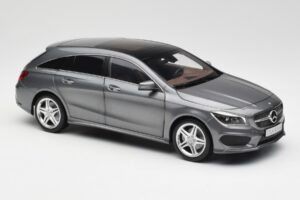 Mercedes CLA C117 Mountain Cinzento Norev 1:18 B66960351 Metal - imagem 6 de 8