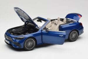 Mercedes CLE Cabriolet A236 Azul Norev 1:18 B66960653 Metal - imagem 2 de 9