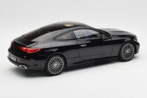 Mercedes CLE C236 Coupe Obsidian Preto Metálico Norev 1:18 183937 Metal - imagem 3 de 8