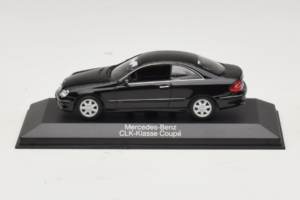 Mercedes CLK W208 Preto Minichamps 1:43 B66961946 Metal