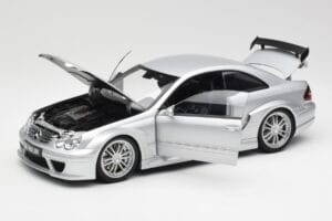 Mercedes AMG CLK DTM Prata Kyosho 1:18 B66962271 Metal - imagem 2 de 8