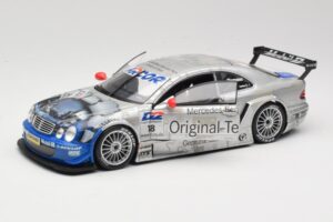 Mercedes CLK DTM #18 Persson Motorsport M. Tiemann DTM 2000 Maisto 1:18 538888 Metal - imagem 2 de 8